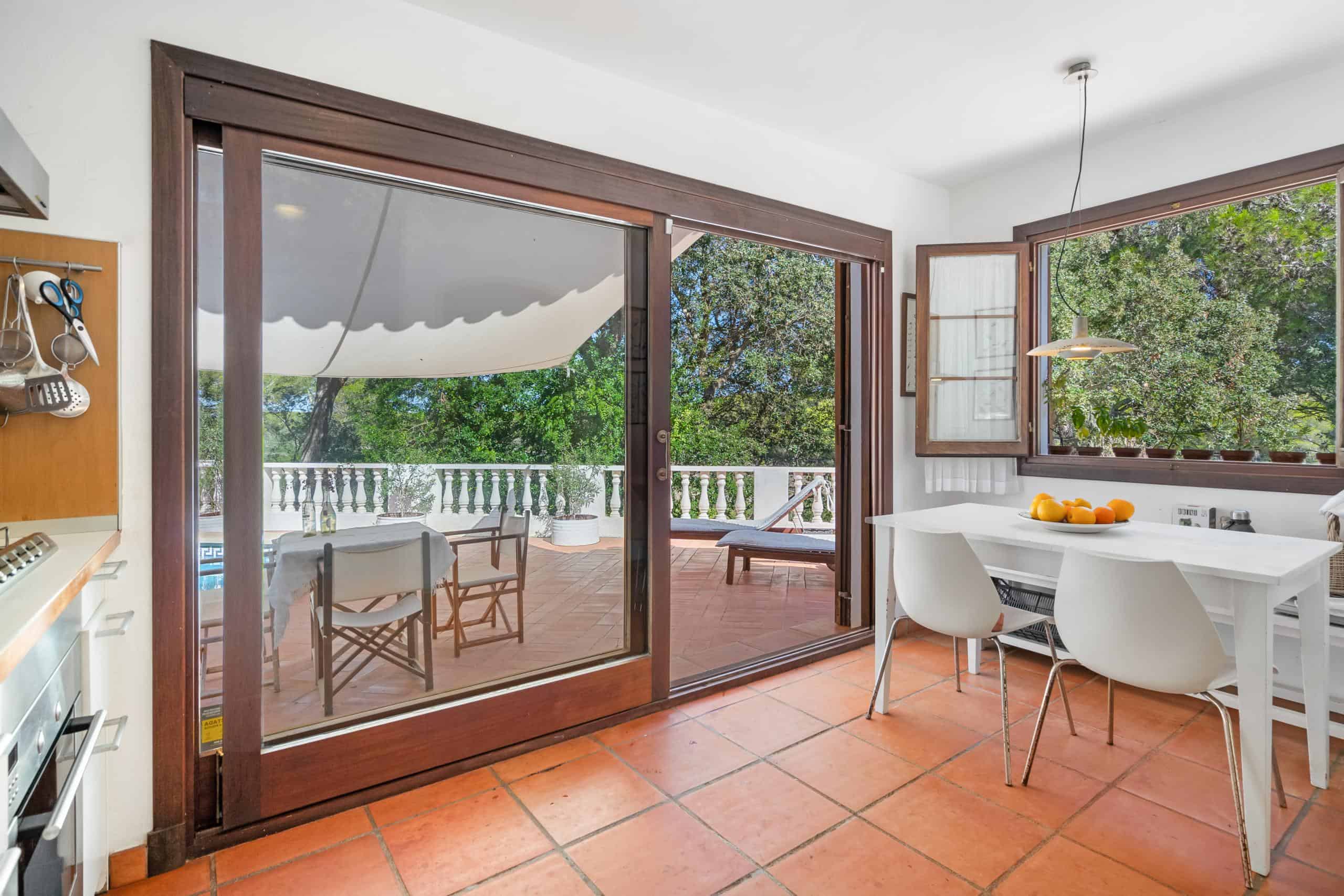 menorca secret properties – 4 bedroom villa with tourist license for sale near son parc – 00017