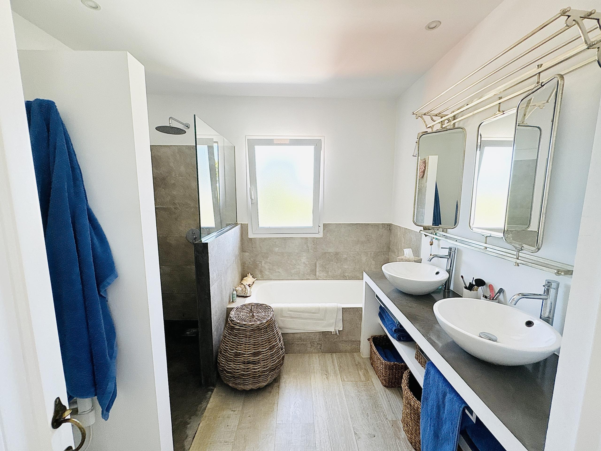 menorca secret properties – 7 bedroom villa for sale in trebaluger – 00034