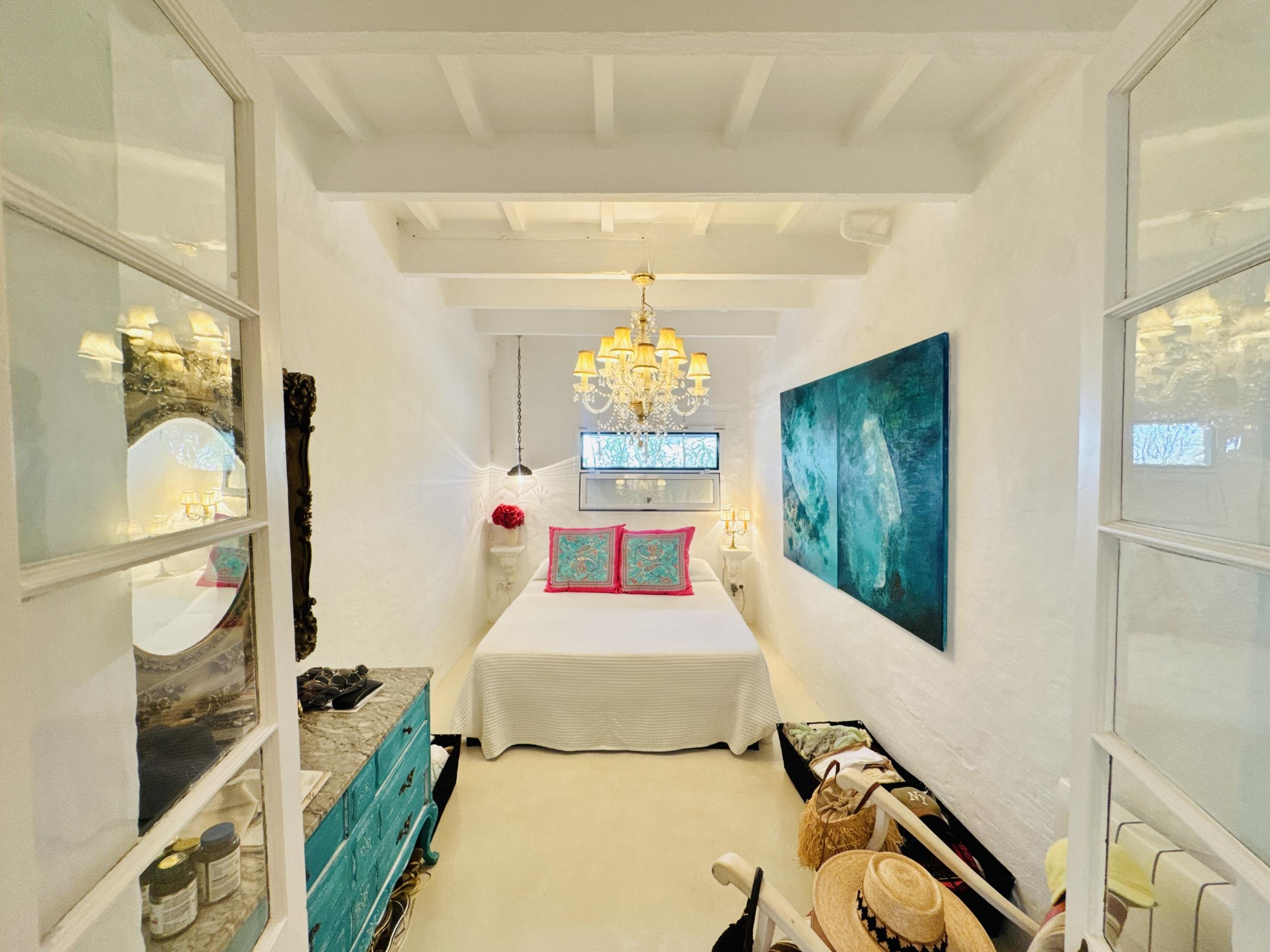 guest bedroom